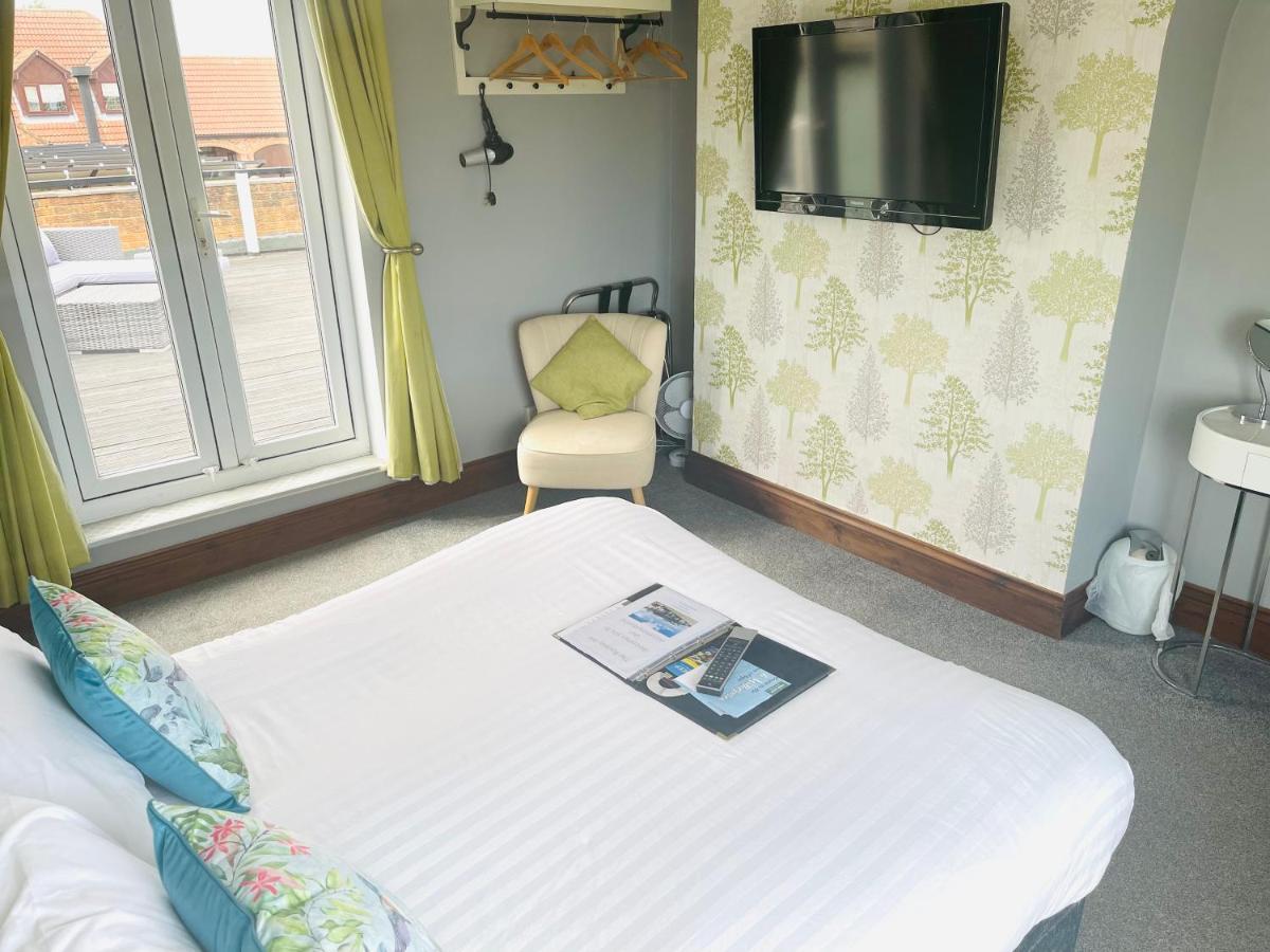 The Railway Inn Rise Экстерьер фото