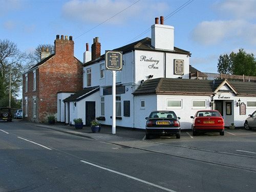 The Railway Inn Rise Экстерьер фото